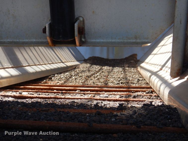 image for item DP0348 2003 International 7400  Crew Cab dump truck