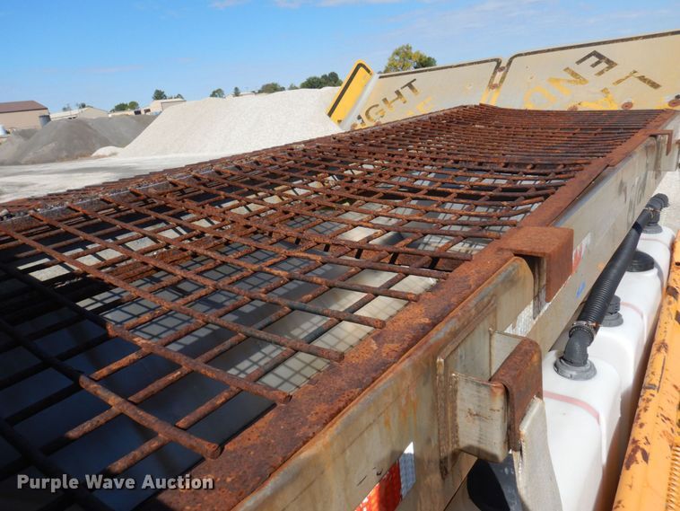 image for item DP0348 2003 International 7400  Crew Cab dump truck