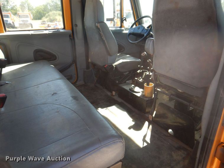 image for item DP0348 2003 International 7400  Crew Cab dump truck