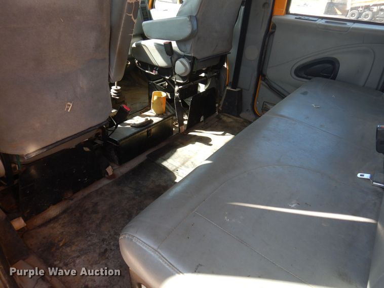 image for item DP0348 2003 International 7400  Crew Cab dump truck