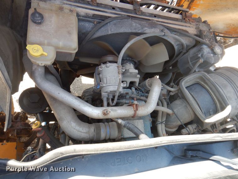 image for item DP0348 2003 International 7400  Crew Cab dump truck