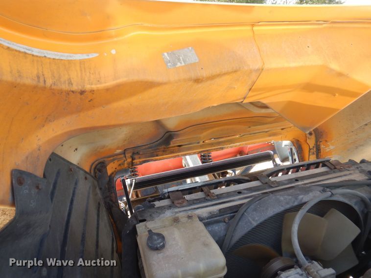 image for item DP0348 2003 International 7400  Crew Cab dump truck