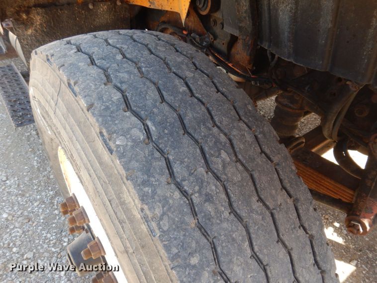 image for item DP0348 2003 International 7400  Crew Cab dump truck