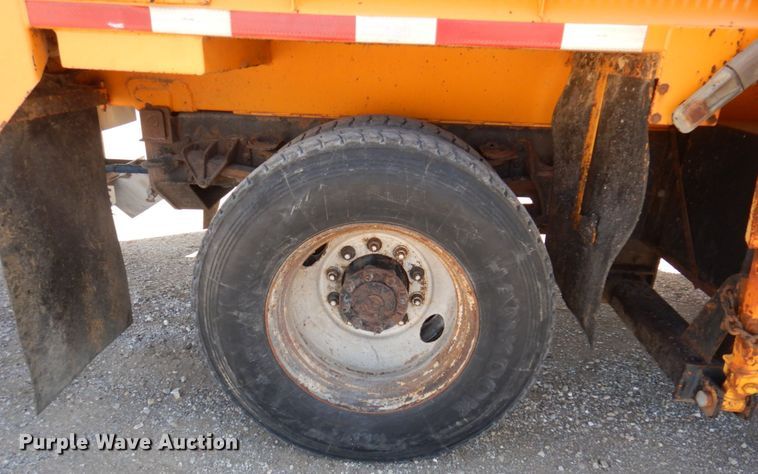 image for item DP0348 2003 International 7400  Crew Cab dump truck