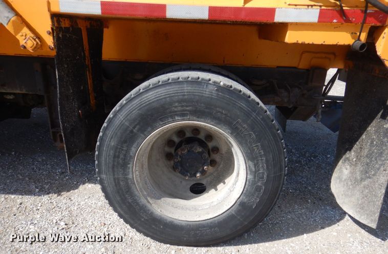 image for item DP0348 2003 International 7400  Crew Cab dump truck