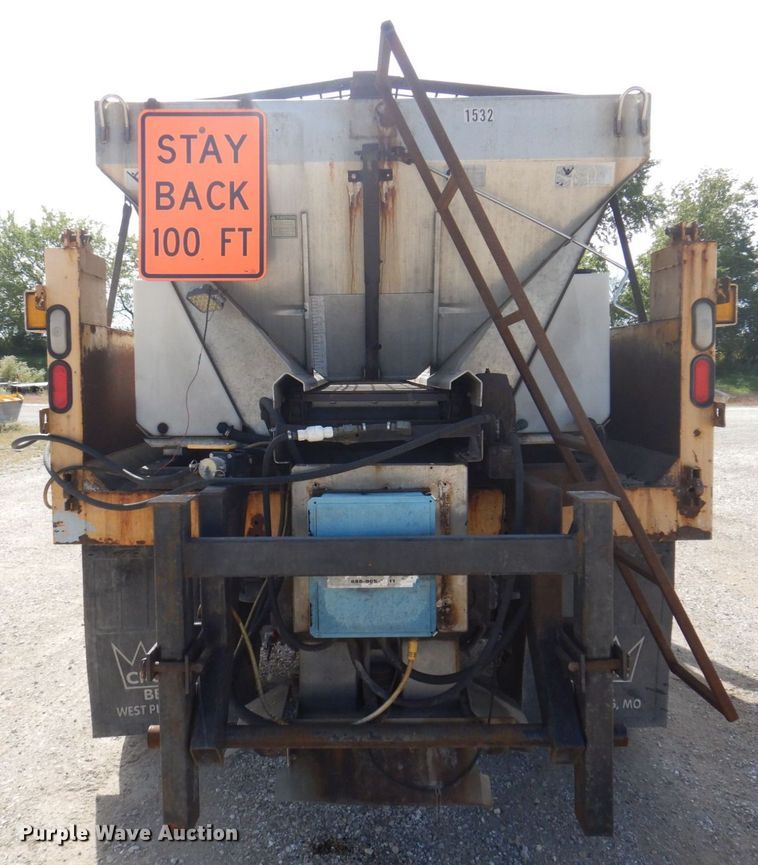 image for item DP0352 2005 International 7400  Crew Cab dump truck