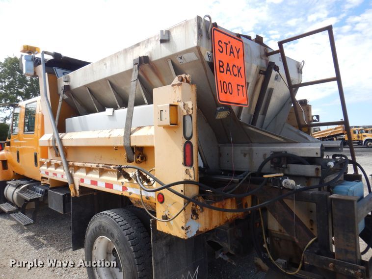 image for item DP0352 2005 International 7400  Crew Cab dump truck