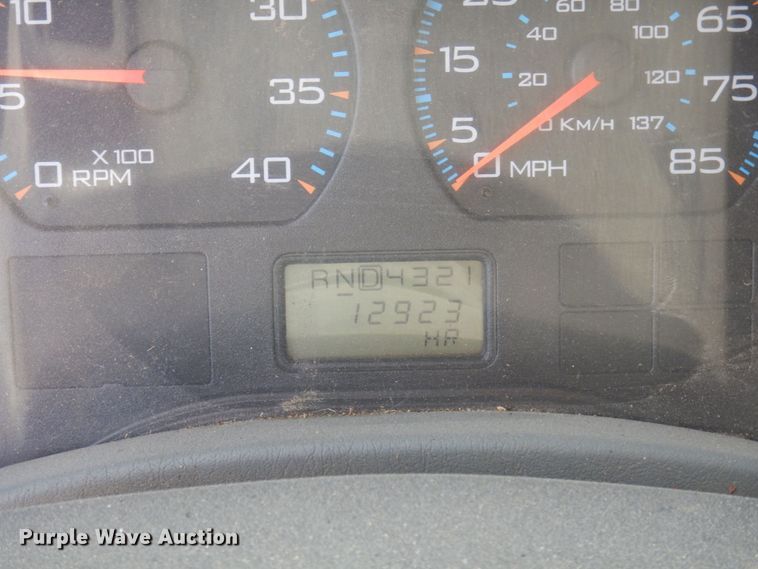 image for item DP0352 2005 International 7400  Crew Cab dump truck