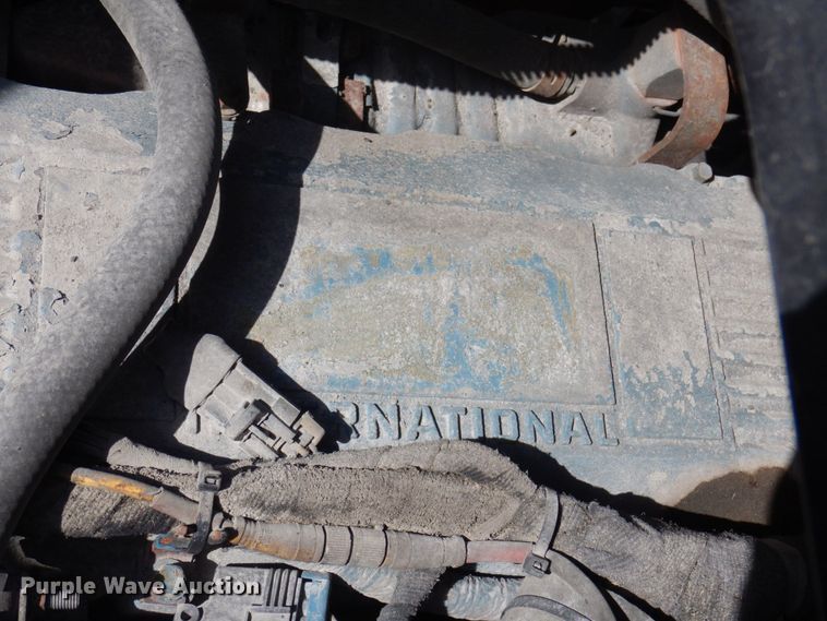 image for item DP0352 2005 International 7400  Crew Cab dump truck