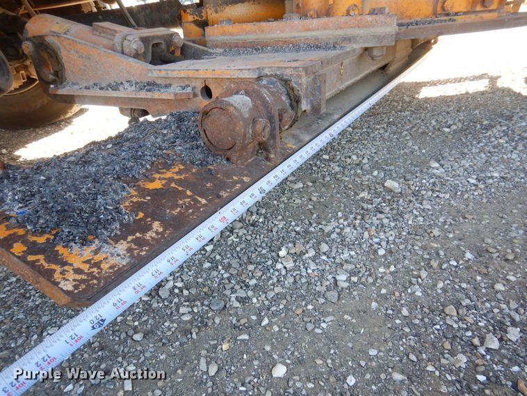 image for item DP0353 2005 International 7400  Crew Cab dump truck