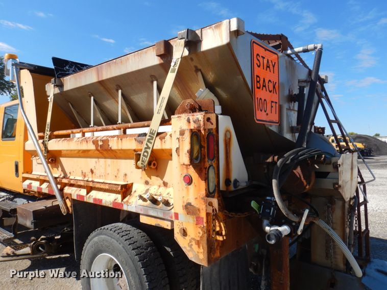 image for item DP0353 2005 International 7400  Crew Cab dump truck