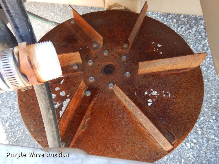 image for item DP0353 2005 International 7400  Crew Cab dump truck