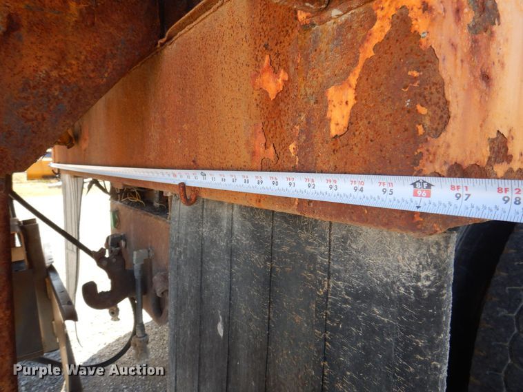 image for item DP0353 2005 International 7400  Crew Cab dump truck