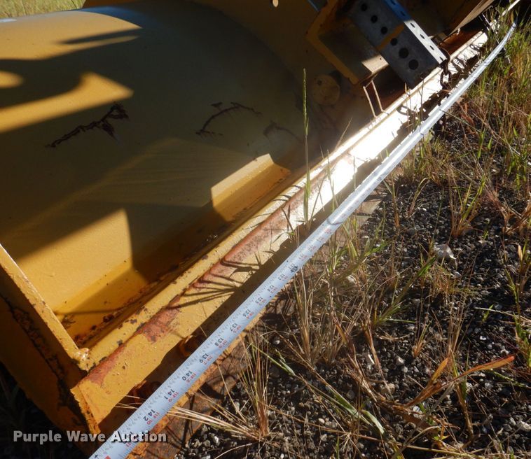 image for item DP0353 2005 International 7400  Crew Cab dump truck