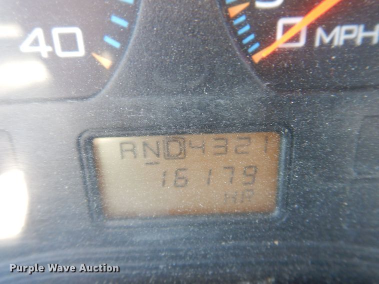 image for item DP0353 2005 International 7400  Crew Cab dump truck