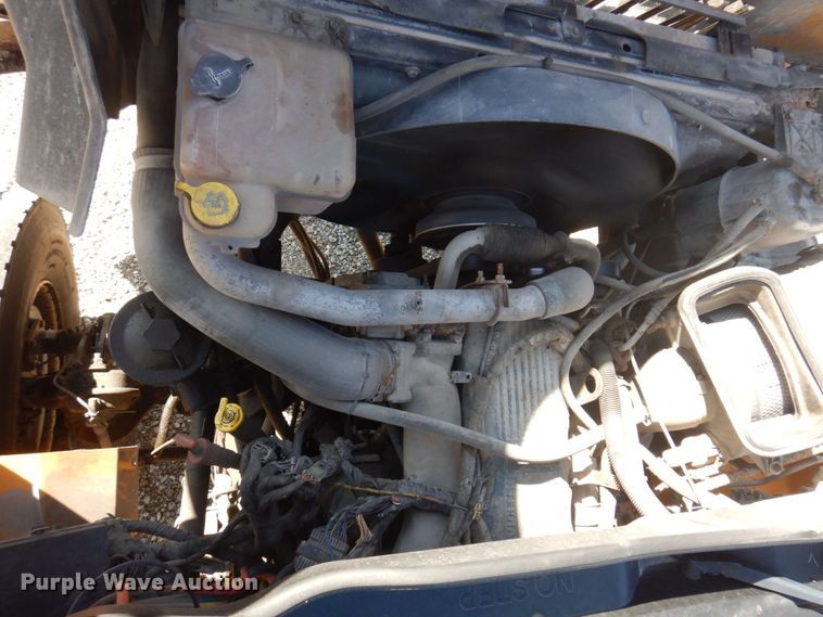 image for item DP0353 2005 International 7400  Crew Cab dump truck