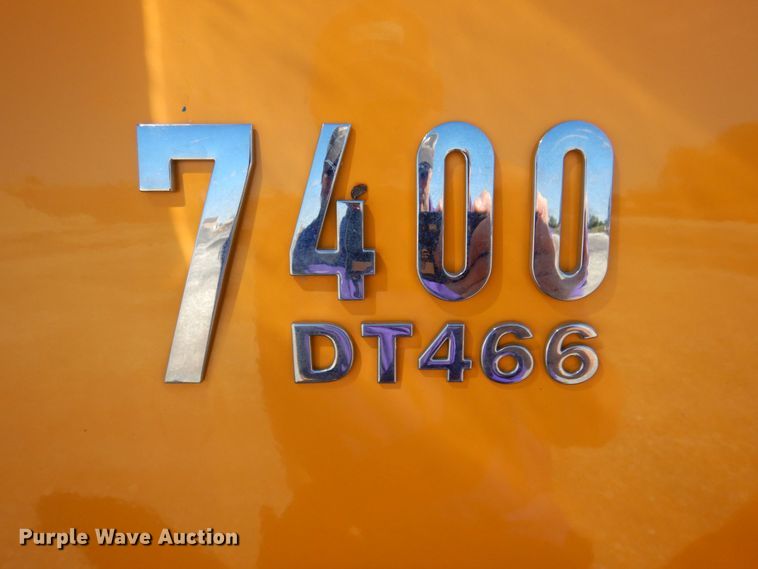 image for item DP0353 2005 International 7400  Crew Cab dump truck