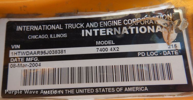 image for item DP0353 2005 International 7400  Crew Cab dump truck