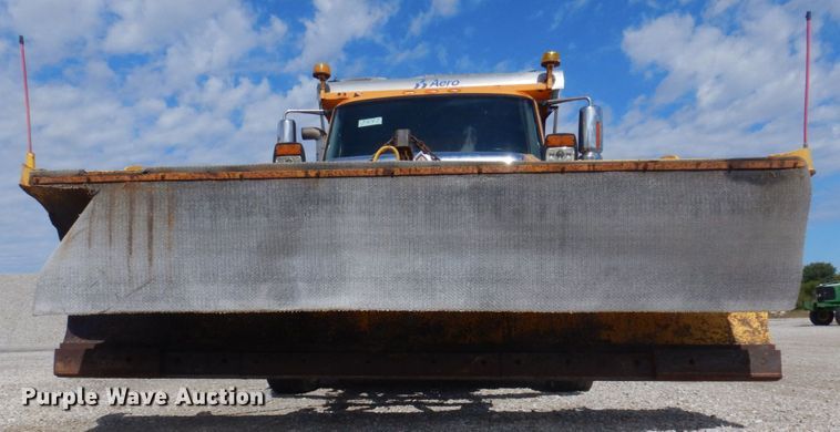 image for item DP0355 2006 International 7400  dump truck