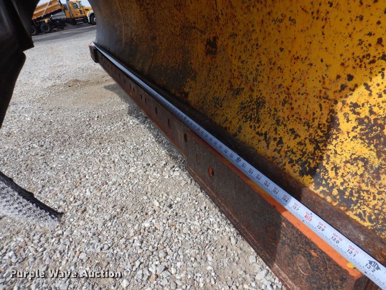 image for item DP0355 2006 International 7400  dump truck