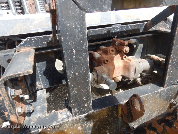 image for item DP0355 2006 International 7400  dump truck