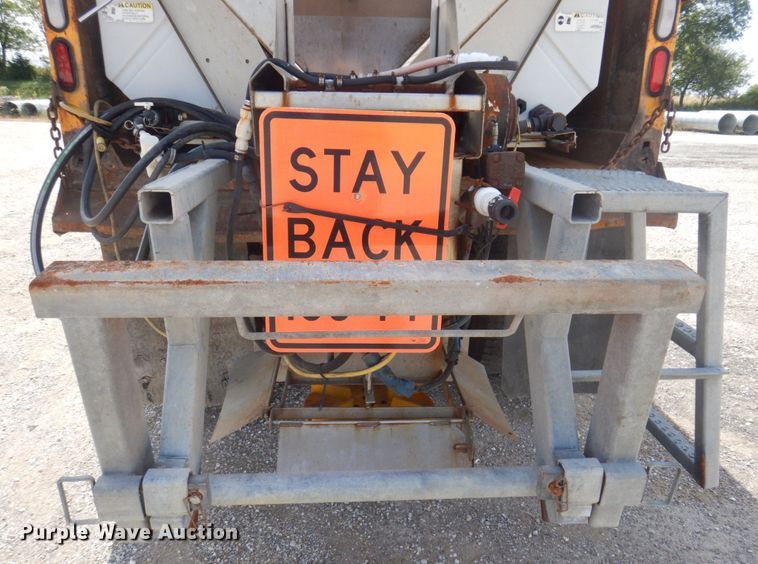 image for item DP0355 2006 International 7400  dump truck