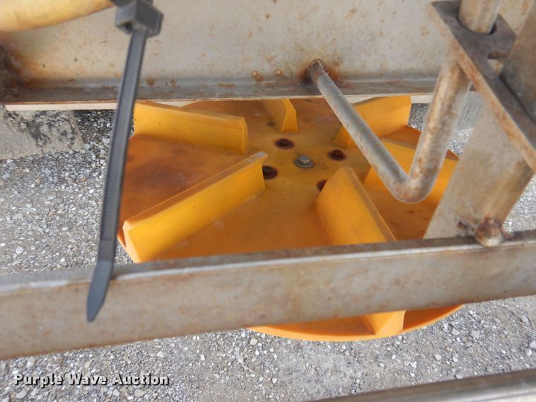 image for item DP0355 2006 International 7400  dump truck