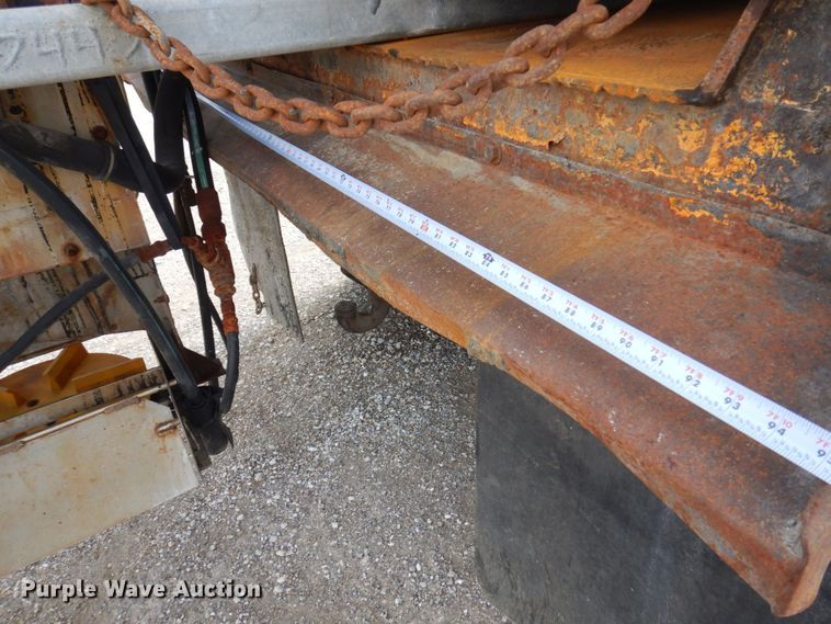 image for item DP0355 2006 International 7400  dump truck