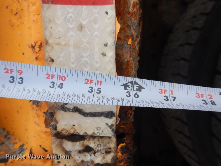 image for item DP0355 2006 International 7400  dump truck