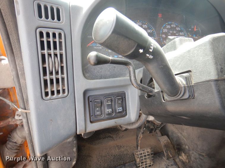 image for item DP0355 2006 International 7400  dump truck