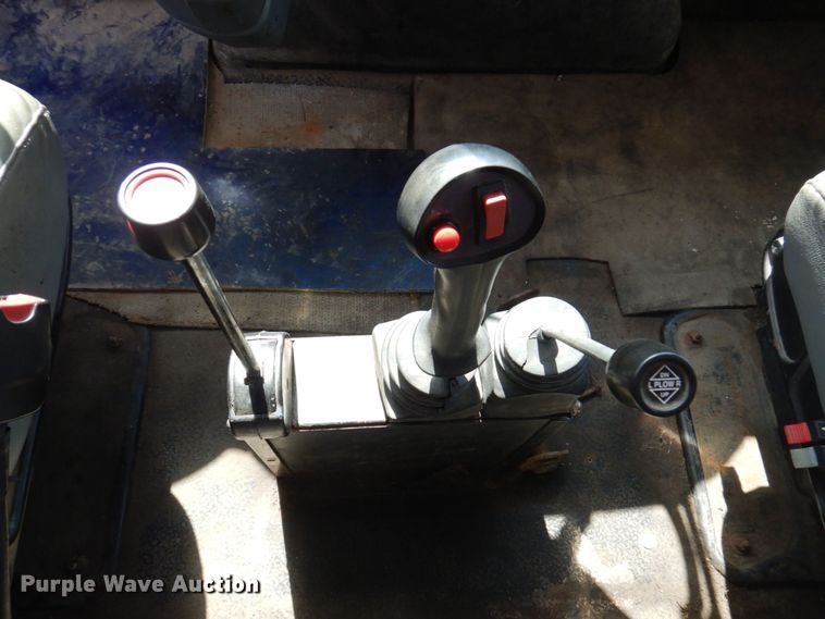 image for item DP0355 2006 International 7400  dump truck