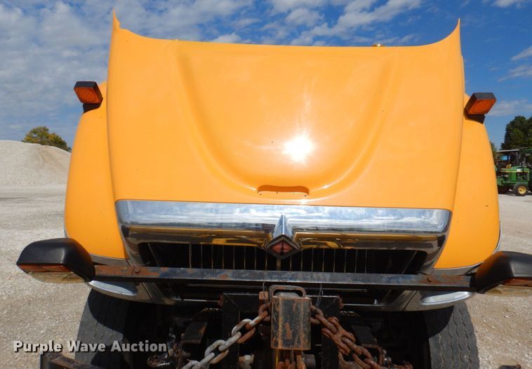 image for item DP0355 2006 International 7400  dump truck