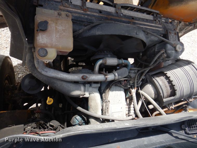 image for item DP0355 2006 International 7400  dump truck