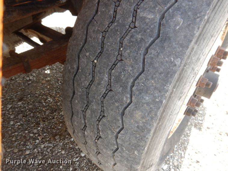 image for item DP0355 2006 International 7400  dump truck