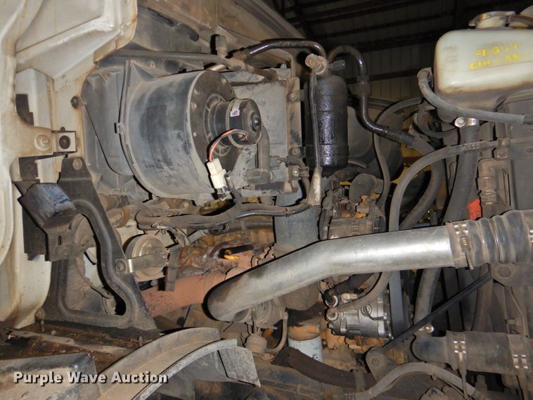 image for item DP4807 2001 Sterling L7500  sewer jetter truck