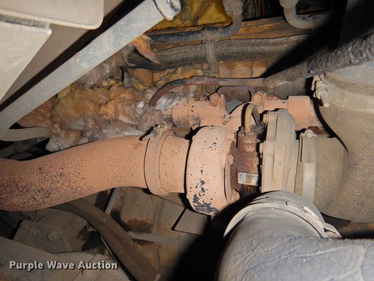 image for item DP4807 2001 Sterling L7500  sewer jetter truck