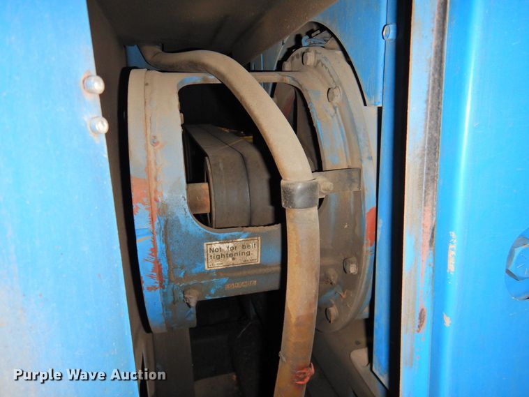 image for item DP4807 2001 Sterling L7500  sewer jetter truck