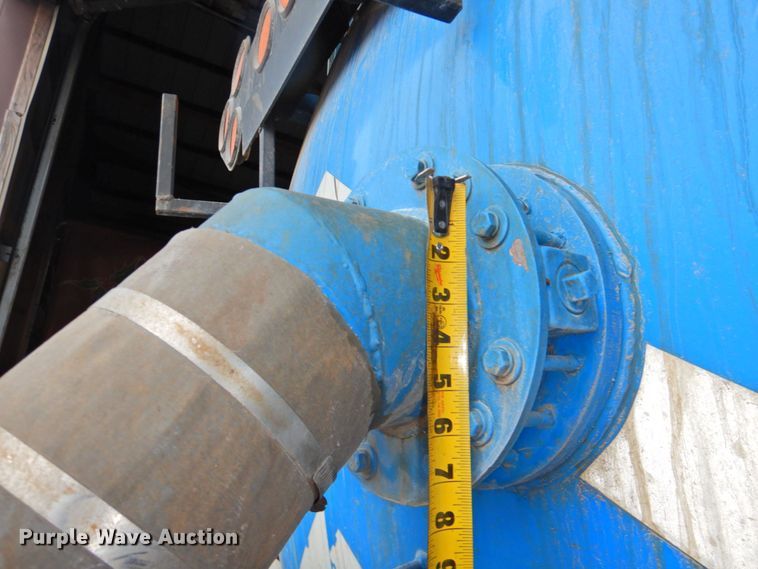 image for item DP4807 2001 Sterling L7500  sewer jetter truck