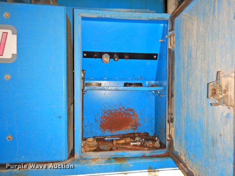 image for item DP4807 2001 Sterling L7500  sewer jetter truck