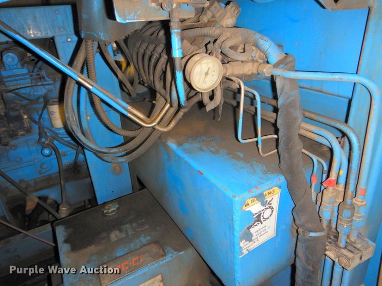 image for item DP4807 2001 Sterling L7500  sewer jetter truck