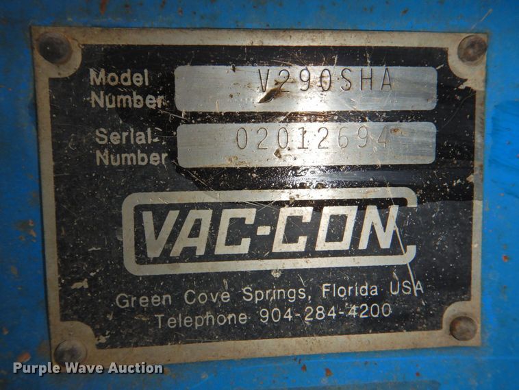 image for item DP4807 2001 Sterling L7500  sewer jetter truck