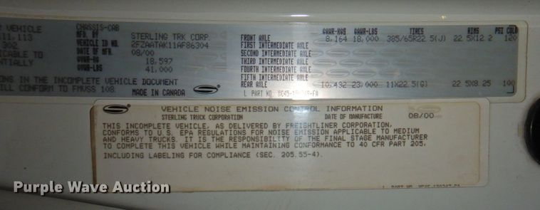 image for item DP4807 2001 Sterling L7500  sewer jetter truck