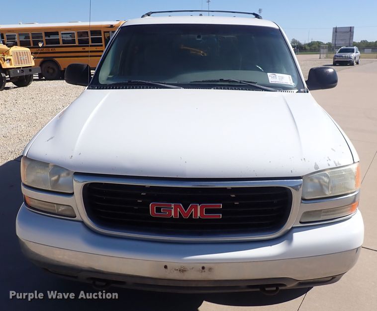image for item DQ2954 2000 GMC Yukon XL  SUV