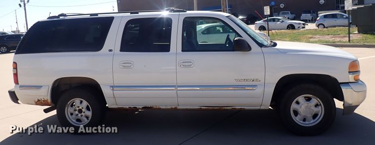 image for item DQ2954 2000 GMC Yukon XL  SUV