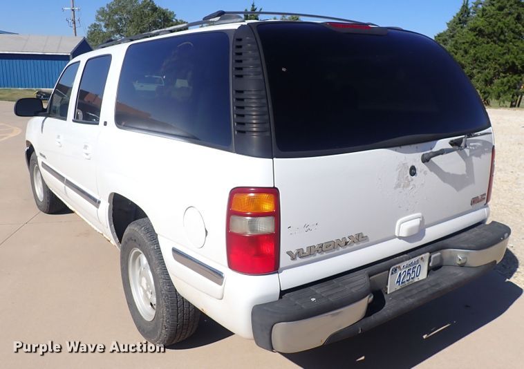 image for item DQ2954 2000 GMC Yukon XL  SUV