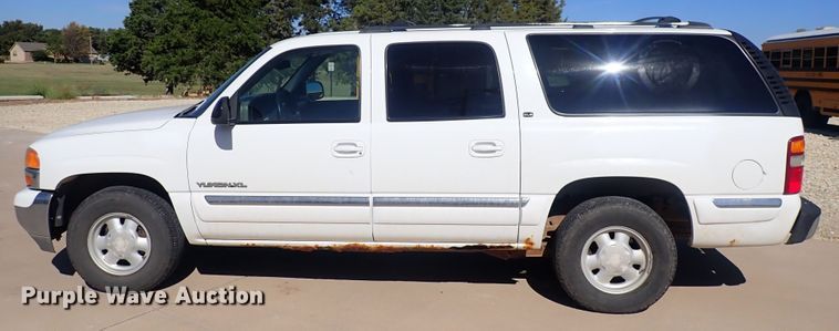 image for item DQ2954 2000 GMC Yukon XL  SUV