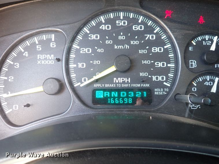 image for item DQ2954 2000 GMC Yukon XL  SUV