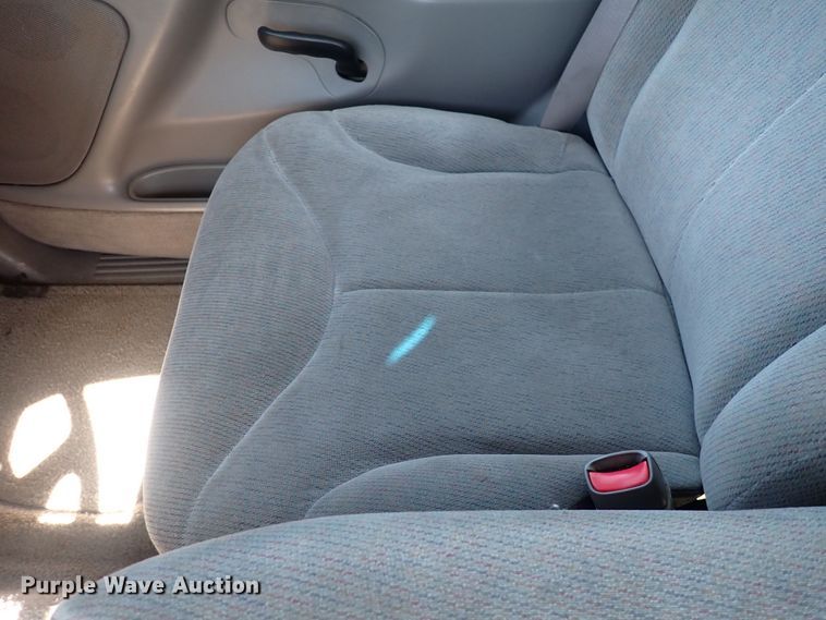 image for item DQ2954 2000 GMC Yukon XL  SUV