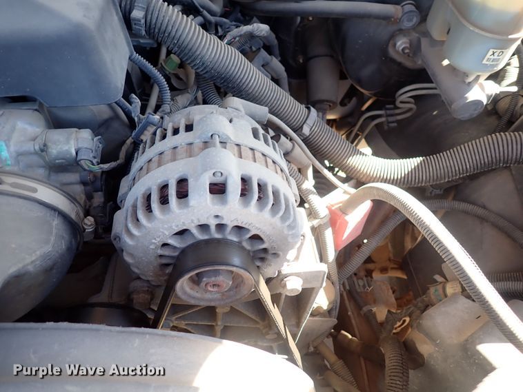 image for item DQ2954 2000 GMC Yukon XL  SUV