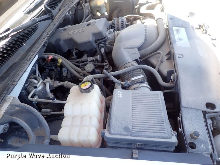 image for item DQ2954 2000 GMC Yukon XL  SUV